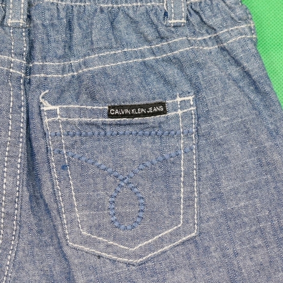Calvin Klein Jeans Boy's Jean Shorts (12M) - Picture 3 of 4